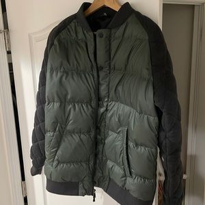 Men’s North Face Puffer Jacket